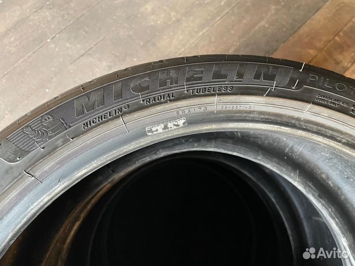 Michelin Pilot Sport 4 S 225/40 R19 93Y