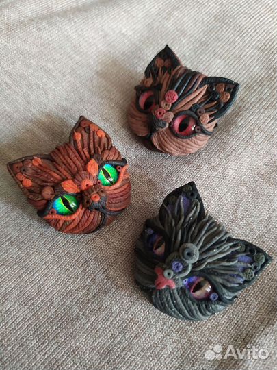 Брошь ручной работы из полимерной глины