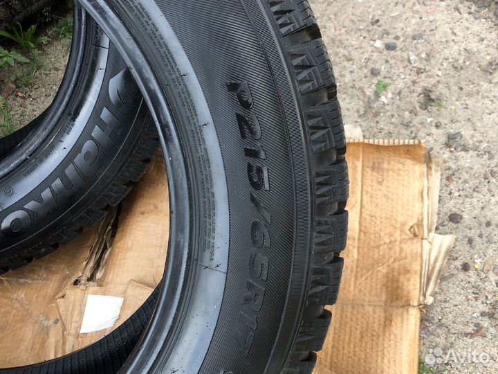 Hankook Winter I'Pike 215/65 R17 98T