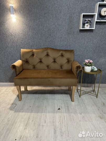 Мини диванчик нераскладной. Банкетка со спинкой