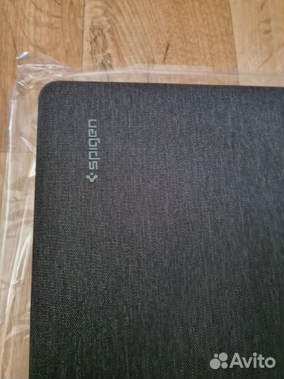 Чехол Spigen Urban Fit MacBook Air 15