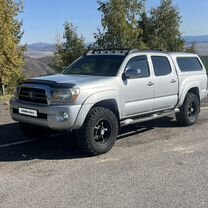 Toyota Tacoma 4.0 AT, 2006, 300 000 км