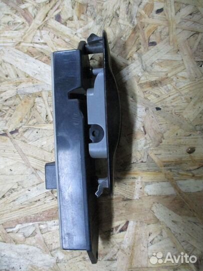 Кнопка стеклоподъемника Митсубиси Лансер Седия