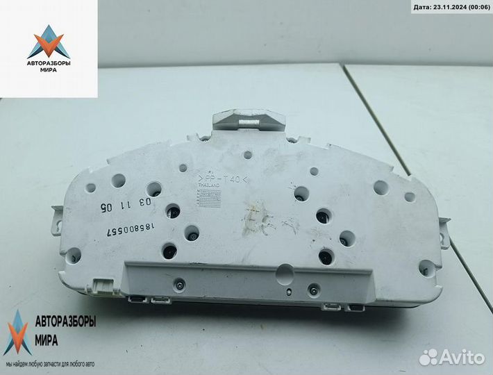 Щиток приборов (приборная панель) Volvo S40 2 2006