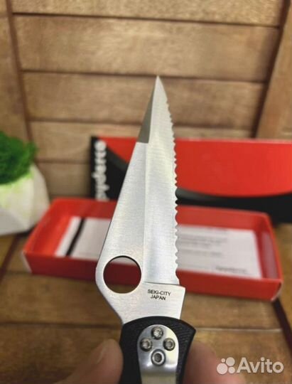 Нож Spyderco police черный