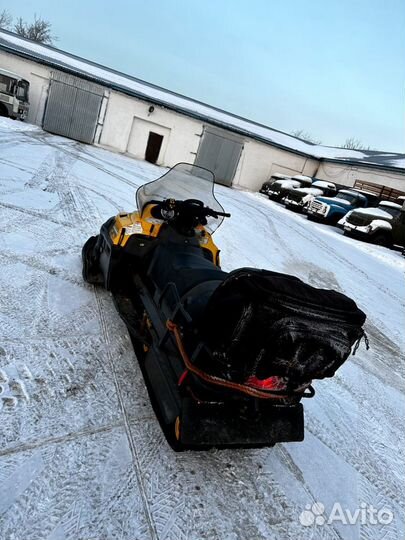 Brp ski-doo skandic swt 800