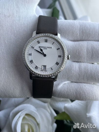 Часы frederique constant