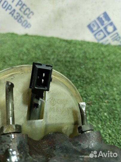 Главный тормозной цилиндр Audi 80 седан 2.0 PM (90