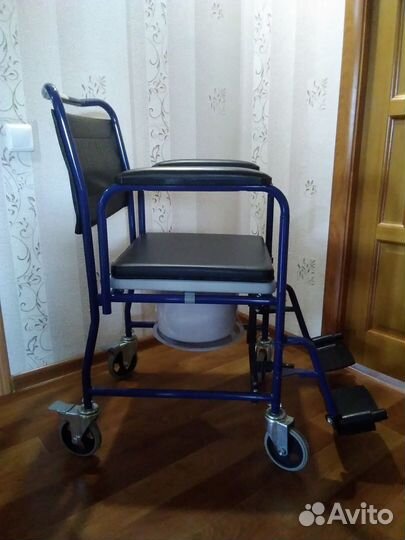 Коляска-туалет инвалидная