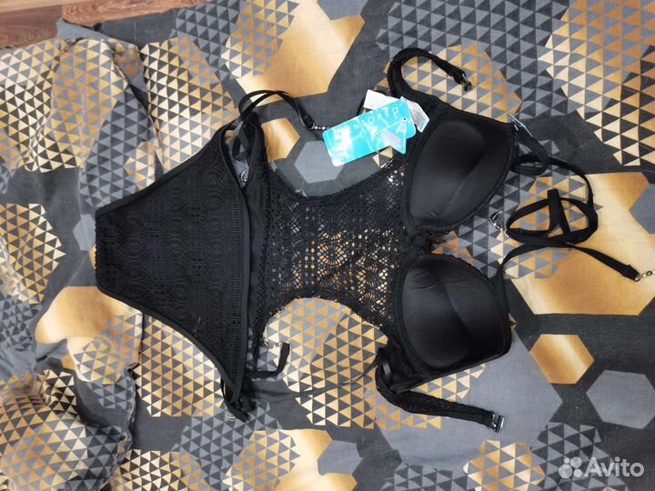 Купальник женский слитный 42 44