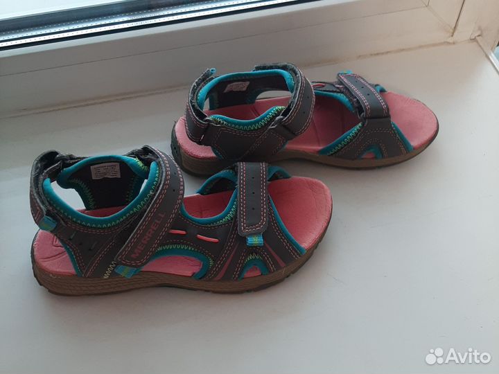 Сандалии для девочки 33размер