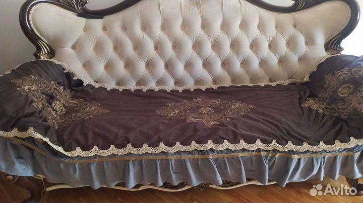 Дивандеки на диван и кресла