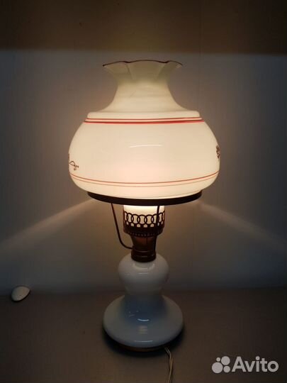 Настольная лампа 