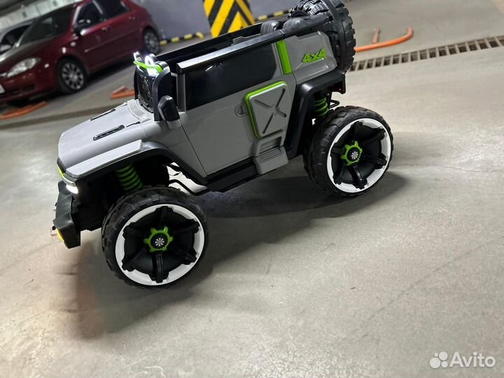 Детский электромобиль джип Jeep 4wd б/у