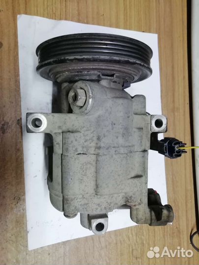 Компрессор кондиционера Nissan Note