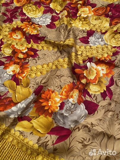 Итальяникий платок новый