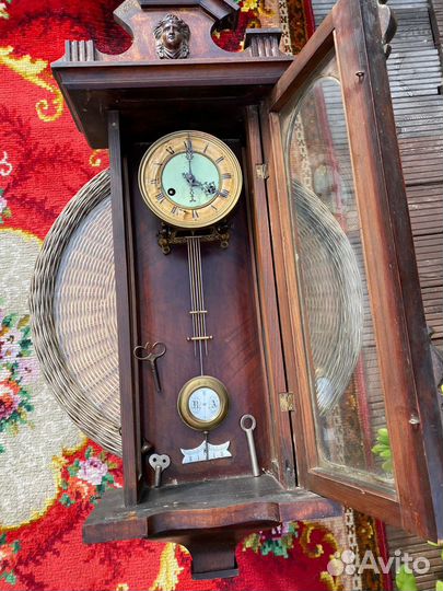 Часы настенные винтаж