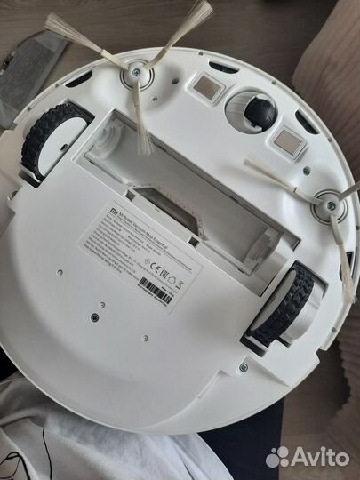 Робот пылесос xiaomi mi robot vacuum mop essential