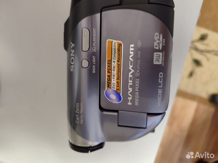 Видеокамера Sony Handycam DCR DVD 305E