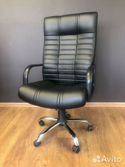 Компьютерное кресло. Кресло руководителя
