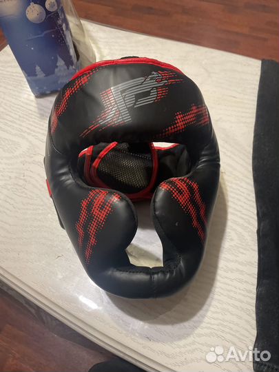 Шлем для единоборств