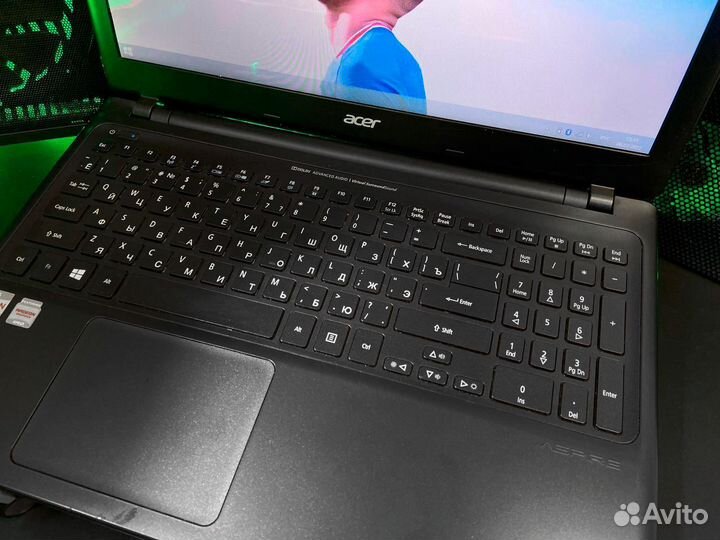 Ноутбук Acer для работы и игр 15.6