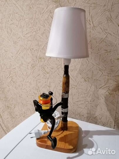 Лампа настольная для рыбалова