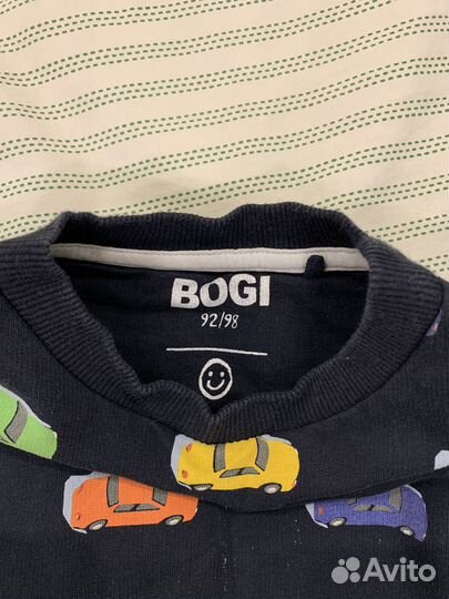 Продаю детские вещи