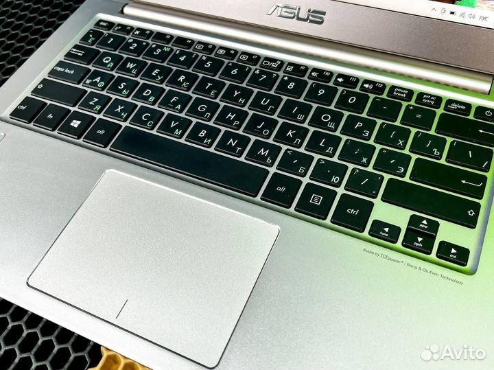 Ультрабук Asus с GeForce + SSD