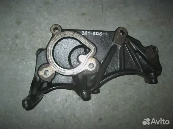 1900380 Кронштейн компрессора кондиционера D13 Ска