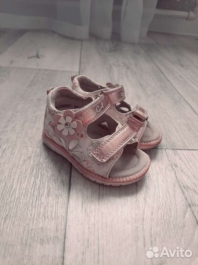 Босоножки для девочки