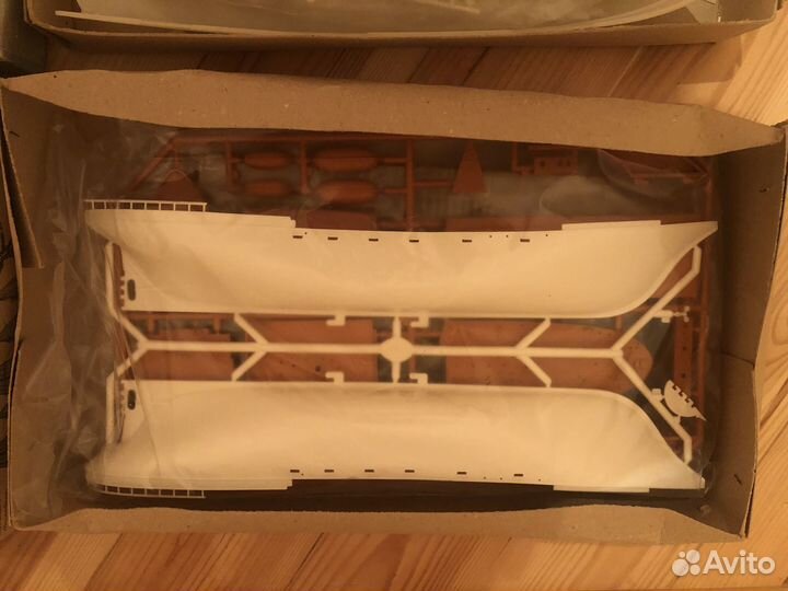 Продам модели кораблей