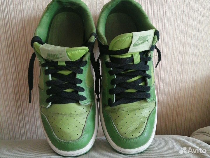 Кожаные кроссовки. 23,5см.стелька