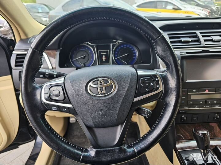 Toyota Camry 2.5 AT, 2015, 64 300 км