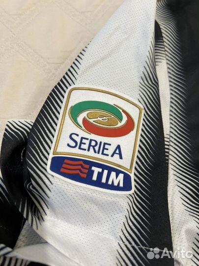 Футболка с автографом A.Pirlo