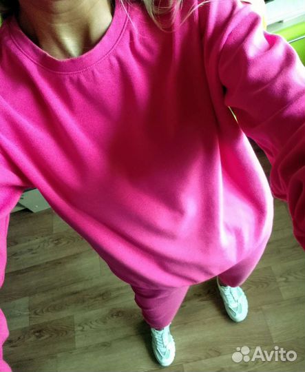 Костюм женский спортивный