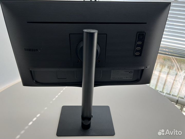 Монитор Samsung 24 ViewFinity S60A