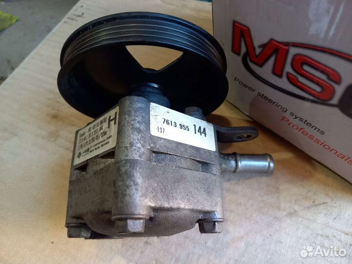 Насос гур Nissan Almera (N16) Primera (P12)