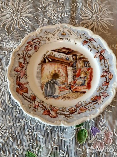 Тарелки Англия Royal Doulton