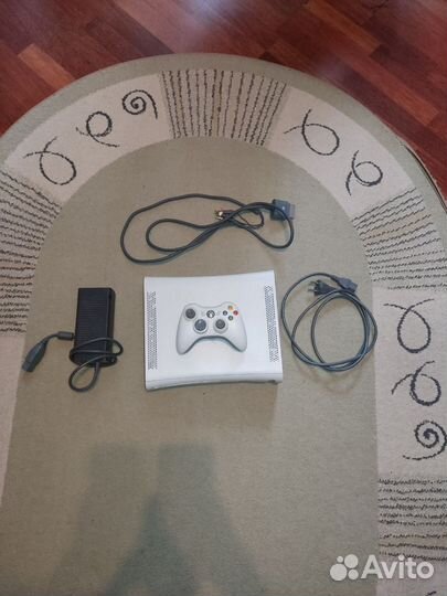 Продам Xbox 360