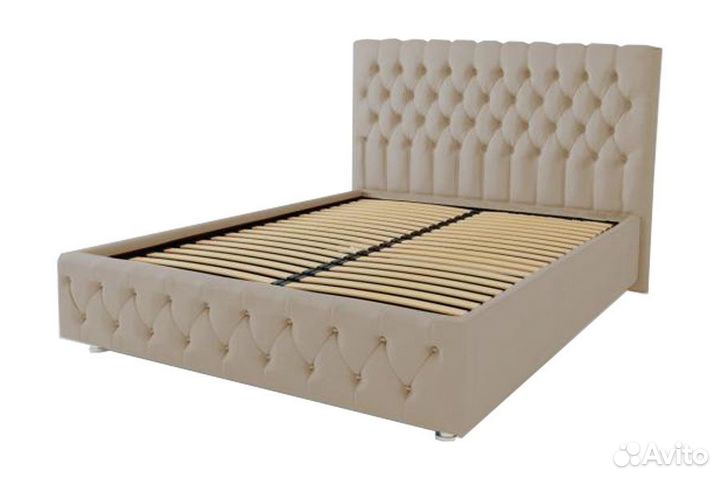 Кровать мягкая 