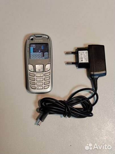 Nokia Asha 305