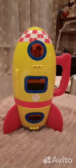 Космический корабль Свинка пеппа