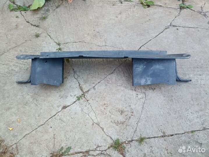 Дефлектор радиатора Форд Транзит 2014-2022