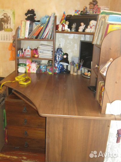 Компьютерный стол