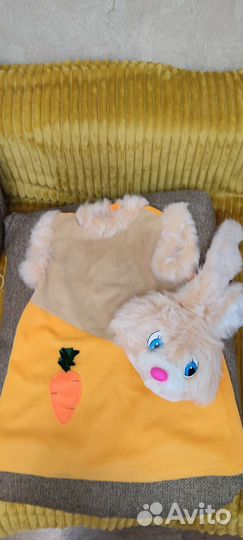 Красивый маскарадный костюм заюшки