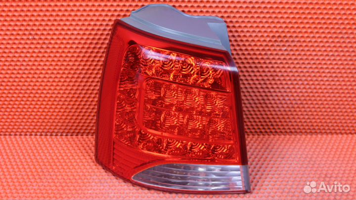 Фонарь задний левый Kia Sorento XM D4HA 92401-2P12