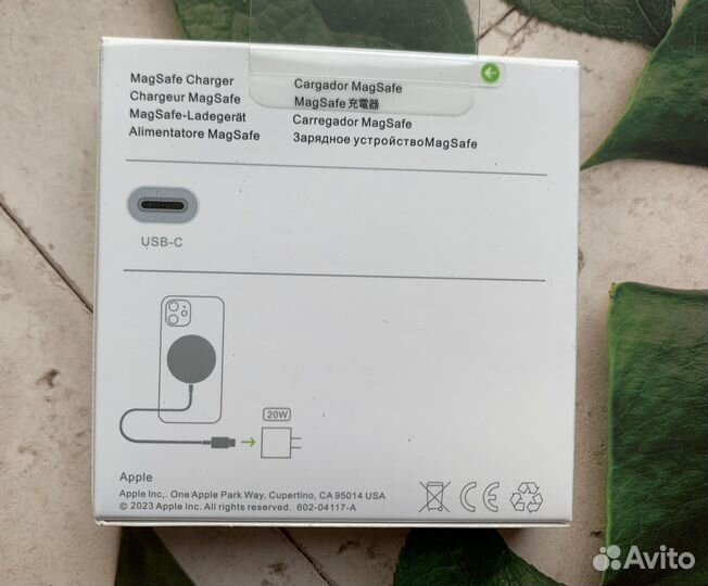 Беспроводная зарядка для iPhone