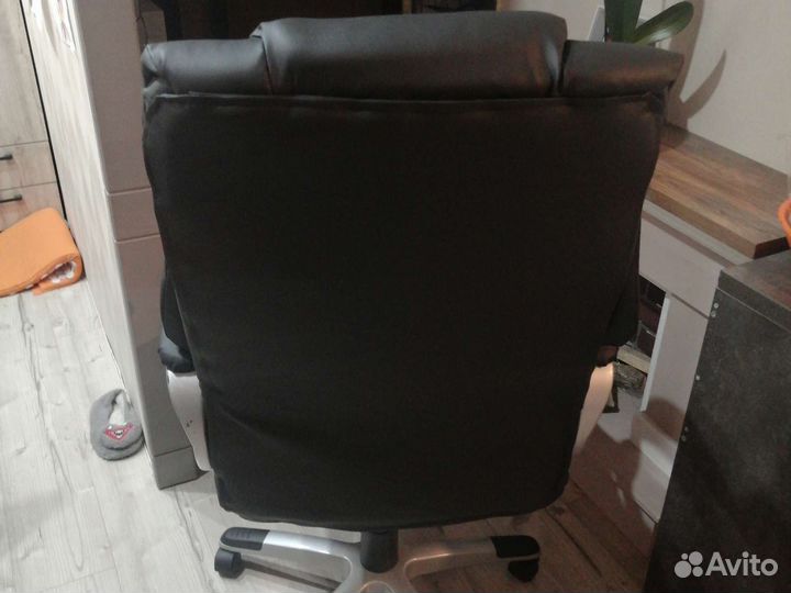 Компьютерное кресло