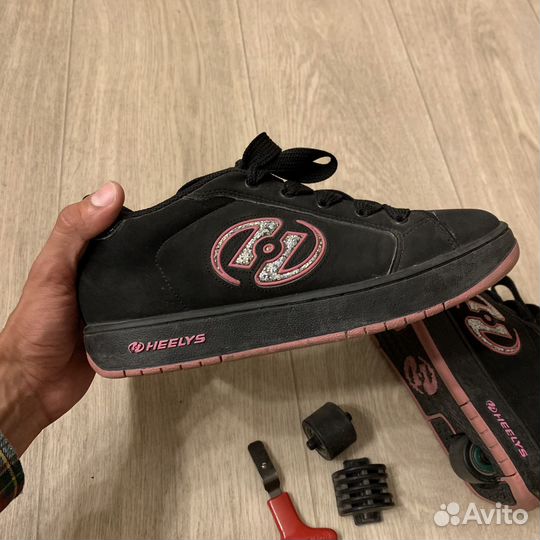 Шузы Heelys